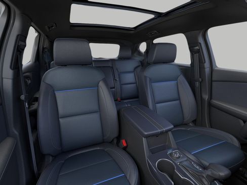 New 2025 Chevrolet Blazer RS w/ Driver Confidence II Package image 16