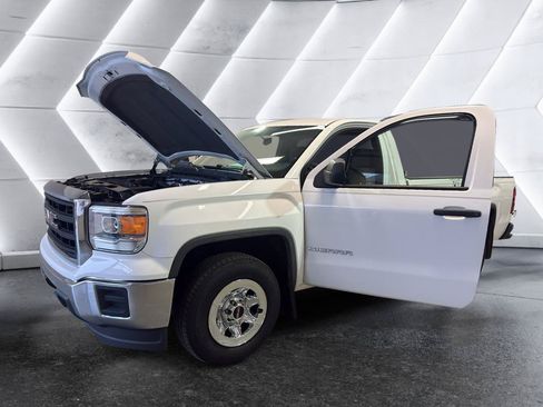 Used 2015 GMC Sierra 1500 2WD Regular Cab image 11