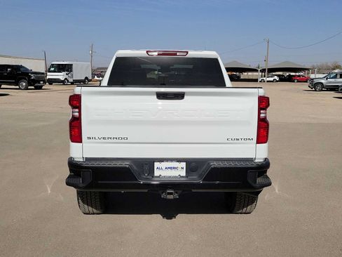 Used 2026 Chevrolet Silverado 1500 Custom Trail Boss w/ Turbomax Blackout Package AWD/4WD image 13