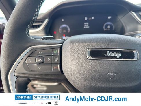 New 2025 Jeep Grand Cherokee L Laredo w/ Luxury Tech Group I AWD/4WD image 6