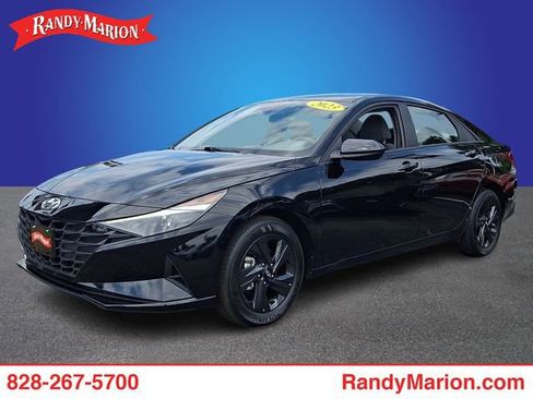Used 2023 Hyundai Elantra SEL FWD image 1