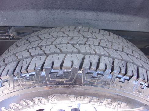 Used 2016 Chevrolet Express 3500 LT w/ LT Preferred Equipment Group image 11