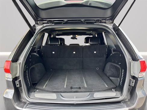 Used 2016 Jeep Grand Cherokee Limited image 24