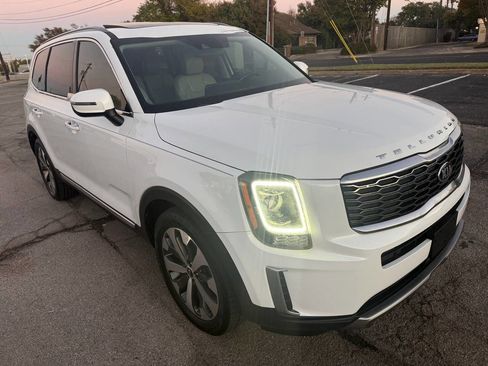 Used 2020 Kia Telluride S w/ S 8 Passenger Seating Package image 1