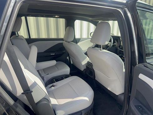 Certified 2025 Lexus TX 350 AWD w/ Technology Package image 3