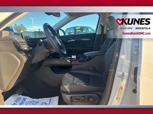 Used 2024 Buick Envision Preferred image 17