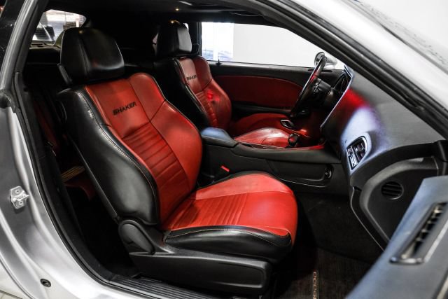 Used 2015 Dodge Challenger R/T Plus RWD image 32