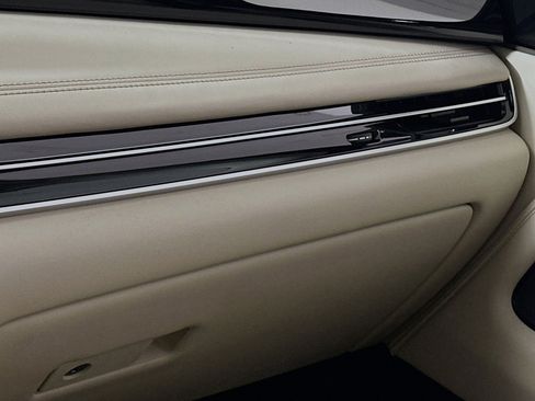 Used 2025 INFINITI QX60 Pure image 16