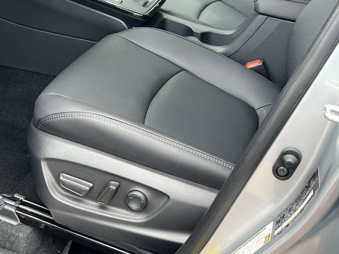 New 2026 Toyota Corolla Cross XLE image 8