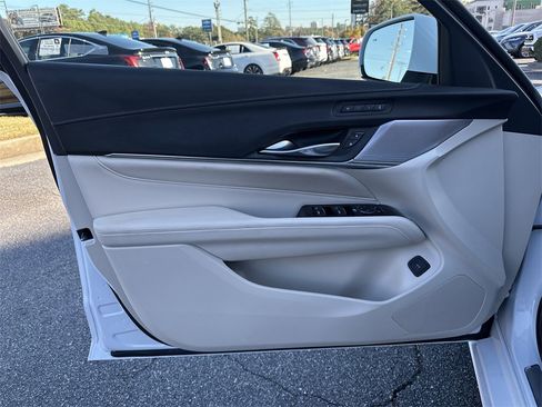 Certified 2022 Cadillac CT4 Premium Luxury image 10