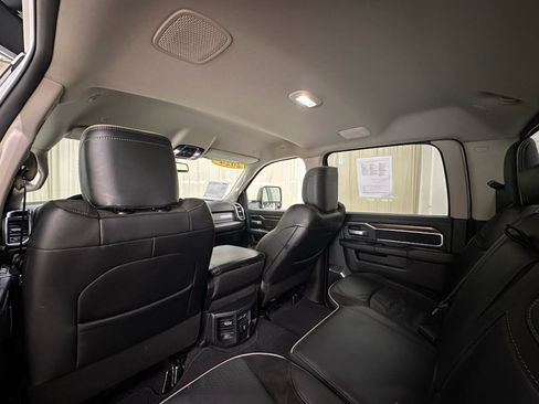 Used 2024 RAM 2500 Laramie AWD/4WD image 12