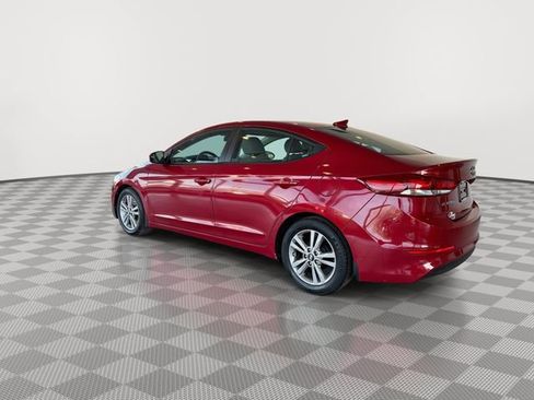 Used 2017 Hyundai Elantra SE image 7
