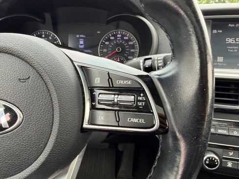 Used 2020 Kia Optima SE w/ Paint Protection Package FWD image 13