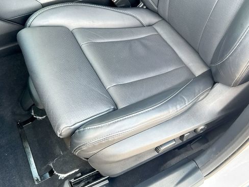 Certified 2024 Subaru Outback Limited AWD/4WD image 18