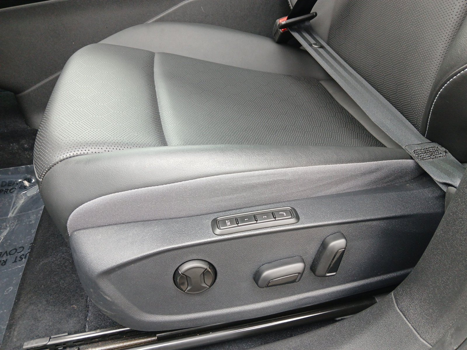 Used 2023 Volkswagen ID.4 Pro S AWD/4WD image 19