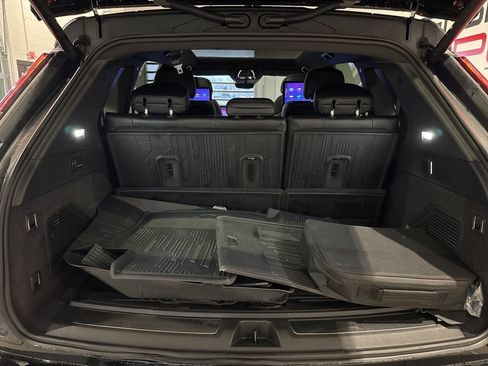 Used 2026 Cadillac Escalade IQ Sport 1 w/ LPO, ONYX Package image 47