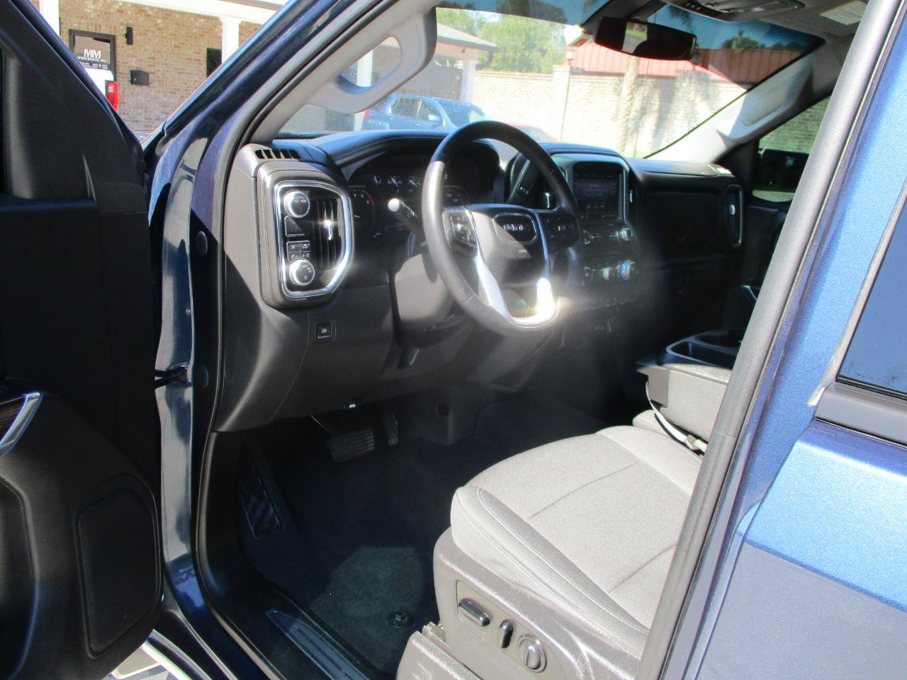 Used 2020 GMC Sierra 1500 Elevation w/ Elevation Value Package RWD image 14