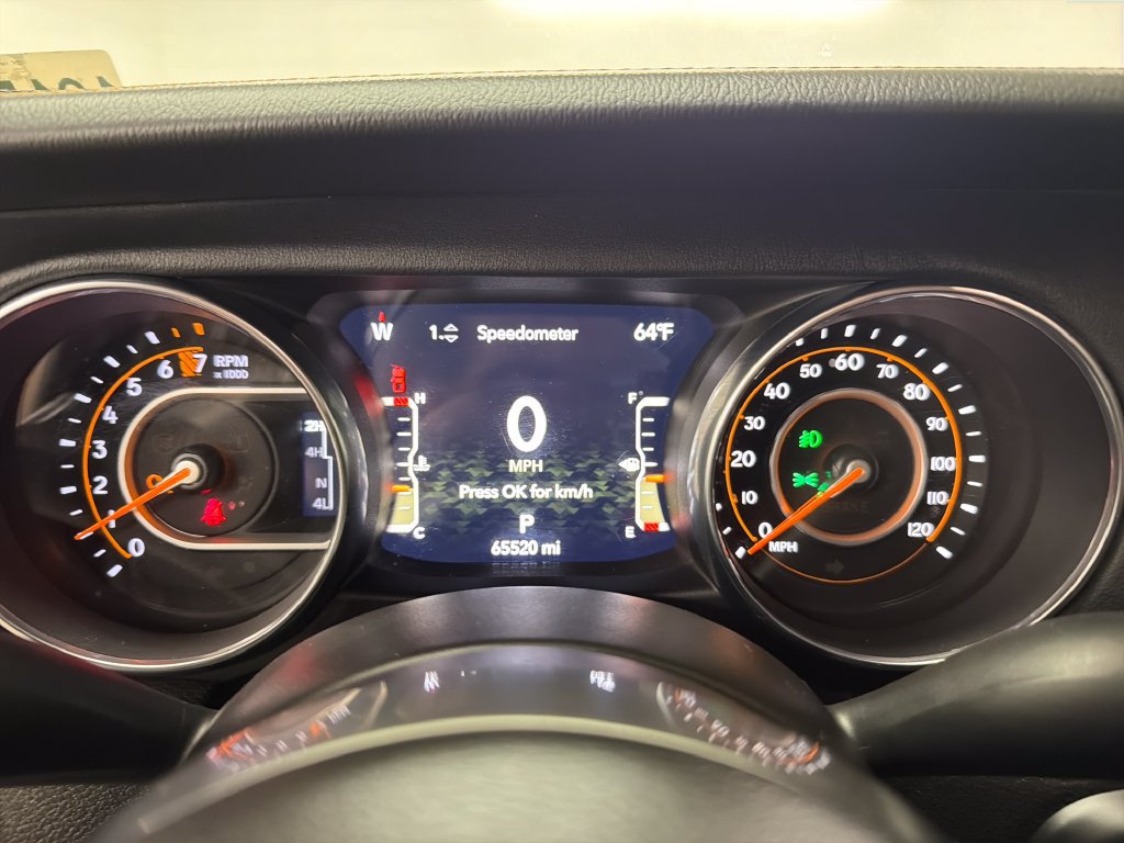 Used 2022 Jeep Gladiator Overland AWD/4WD image 23
