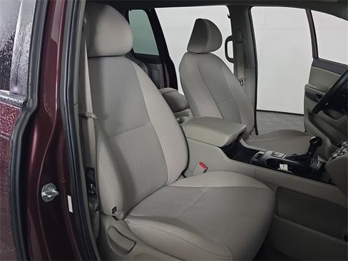 Used 2016 Kia Sedona LX w/ Option Group 020 image 22