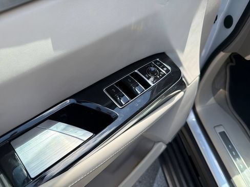 Certified 2026 Cadillac Escalade Platinum Sport w/ LPO, ONYX Package AWD/4WD image 20