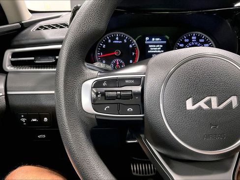 Used 2022 Kia K5 LXS FWD image 11