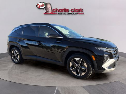 Used 2025 Hyundai Tucson SEL FWD image 7