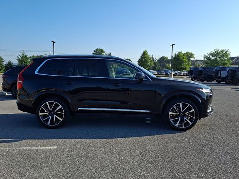 Used 2023 Volvo XC90 B6 Plus w/ Protection Package Premier AWD/4WD image 6