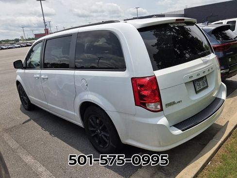 Used 2020 Dodge Grand Caravan SE FWD image 6