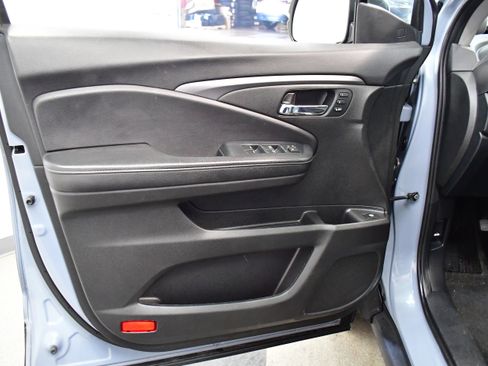 Used 2023 Honda Ridgeline RTL image 18