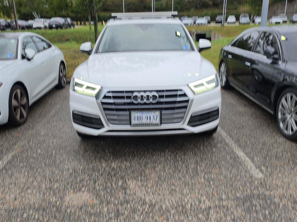 Used 2020 Audi Q5 2.0T Premium Plus w/ Premium Plus Package AWD/4WD image 4