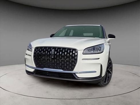 New 2024 Lincoln Corsair Reserve image 2