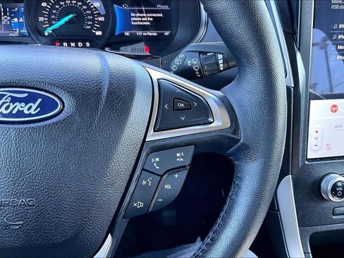 Certified 2024 Ford Edge SEL w/ Convenience Package AWD/4WD image 18