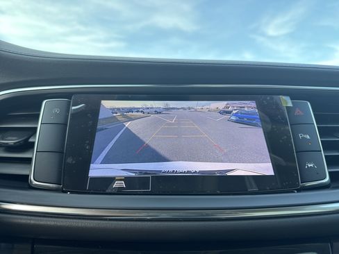 Used 2022 Buick Enclave Essence w/ Experience Buick Package image 23