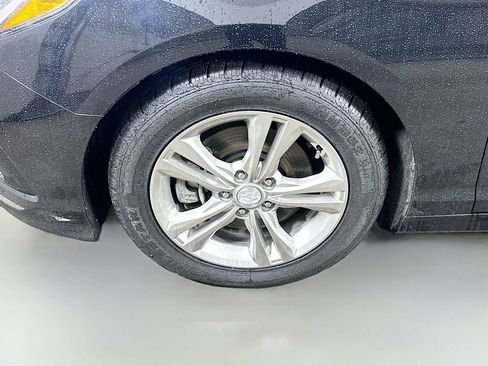 Used 2018 Hyundai Sonata SEL w/ Tech Package 04 FWD image 8