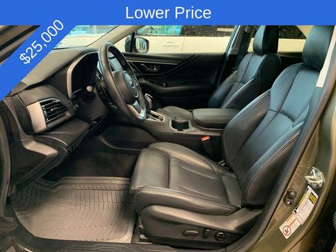 Used 2020 Subaru Outback Limited w/ Popular Package #2 AWD/4WD image 3