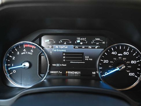 Used 2017 Ford F450 Lariat w/ Tow Technology Bundle image 11