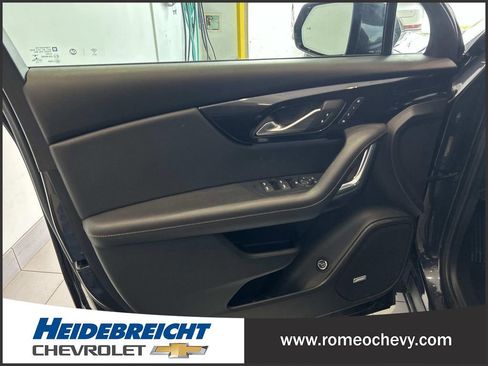 Used 2022 Chevrolet Blazer Premier w/ Enhanced Convenience Package AWD/4WD image 10