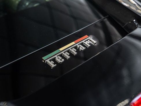 Used 2019 Ferrari 488 GTB RWD image 15