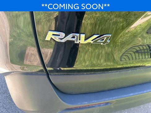 Used 2025 Toyota RAV4 XLE FWD image 6