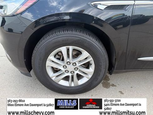 Used 2019 Buick Enclave Essence AWD/4WD image 9