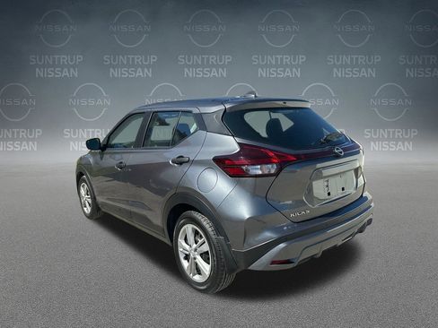 Used 2023 Nissan Kicks S FWD image 38