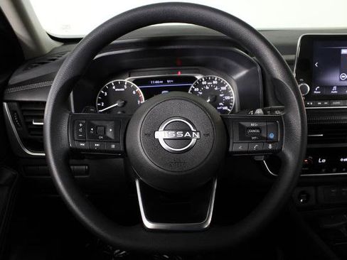 Certified 2024 Nissan Rogue SV FWD image 26