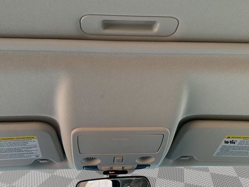 Used 2019 Ford EcoSport SE w/ SE Convenience Package image 6