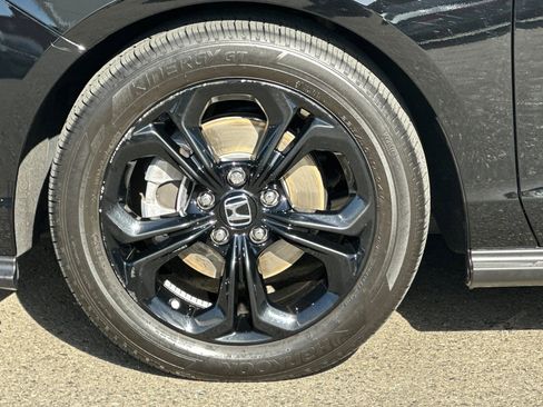Used 2025 Honda Accord SE image 28