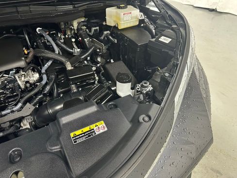 Used 2025 Toyota Sienna LE FWD image 73