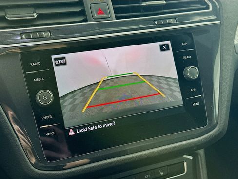 Used 2024 Volkswagen Tiguan S image 22