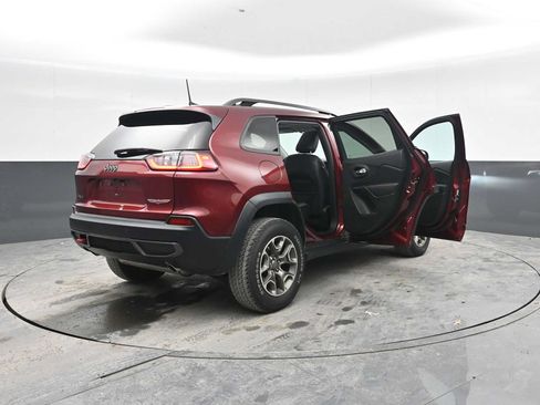 Used 2021 Jeep Cherokee Trailhawk w/ Sun, Sound & Nav Group AWD/4WD image 36
