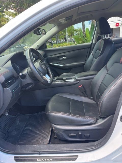 Used 2024 Nissan Sentra SR w/ SR Premium Package FWD image 9