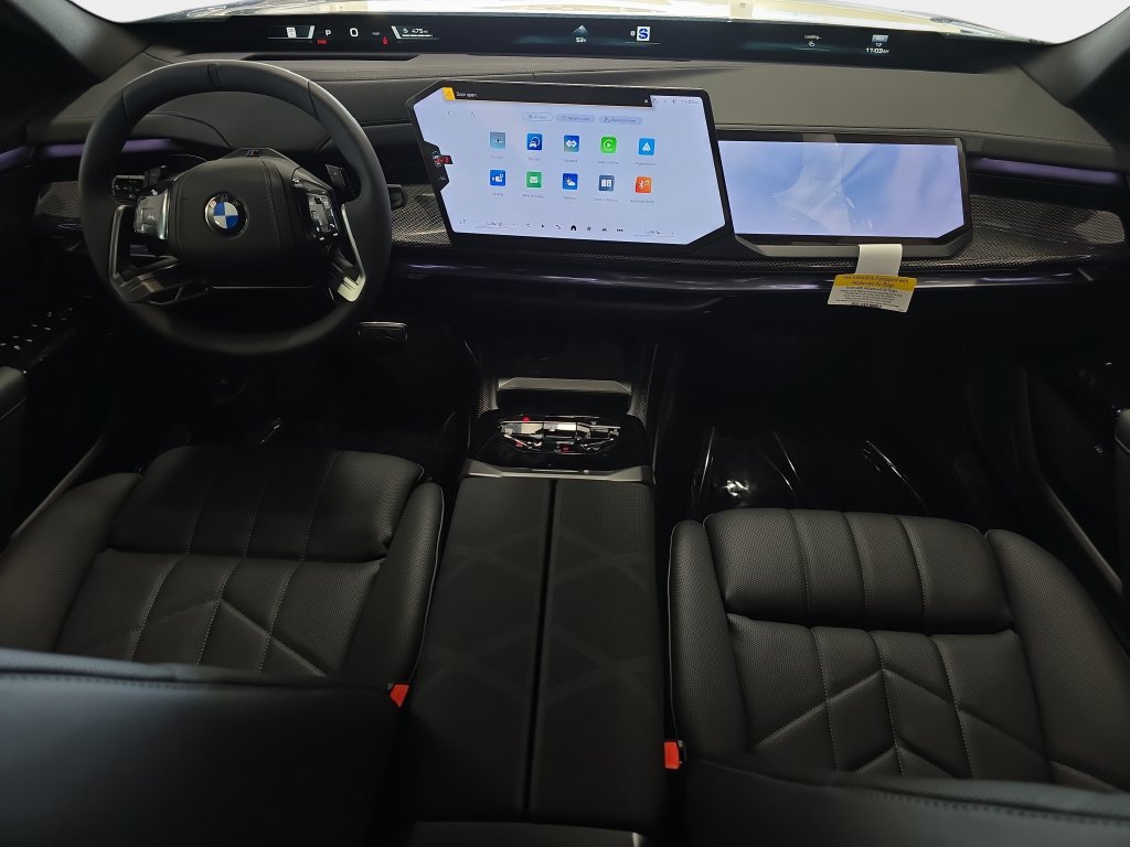 New 2027 BMW 740i w/ Executive Package RWD image 8