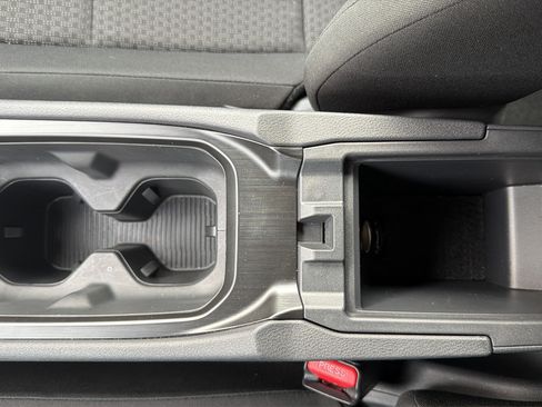 Used 2025 Nissan Kicks S FWD image 19